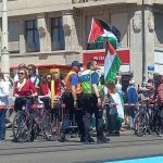 הטרור האנטישמי מכה: מזוזה נתלשה באלימות מדירתו של כוכב האירוויזיון