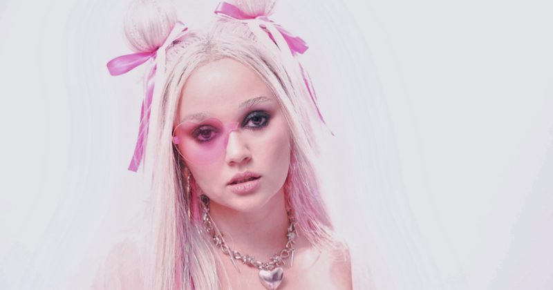 "יובל רפאל היא מודל לחיקוי": זנובה זאן הזמרת ששיתפה פעולה עם קרן פלס בראיון בלעדי!