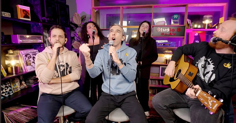 הפיג’מות שרים אירוויזיון: הביצוע המפתיע ללהיט “אספרסו מקיאטו”