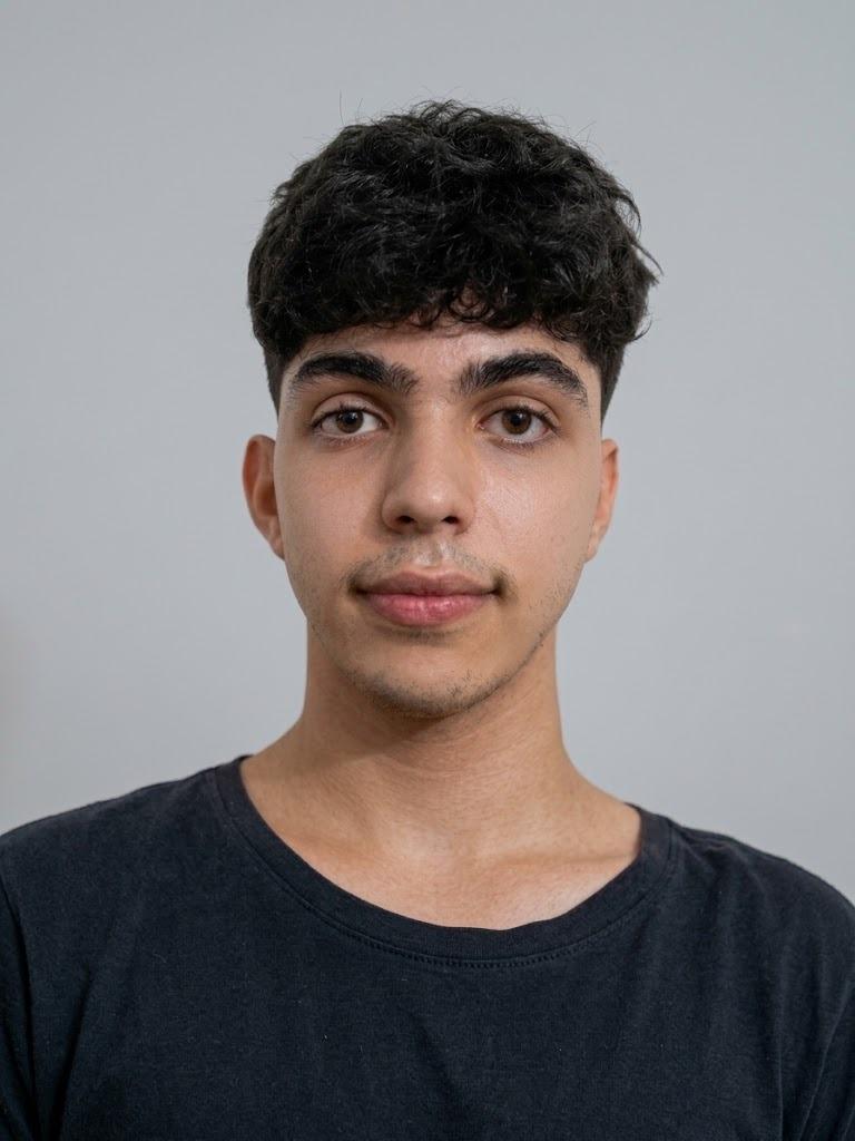 תמונת כתב אופיר גבעולי